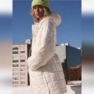 FP MOVEMENT Patricia‎ Packable Poncho Puffer.  SIZE XS